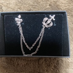 スーツアクセサリー　ジャケットアクセサリー　スーツ小物　の画像