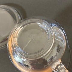 蓋付きガラス製マグカップ（茶こし付き）の画像