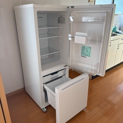 2024年製Hisense ハイセンス 2ドア冷蔵庫 162L の画像