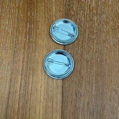 コールドプレイ　缶バッチの画像