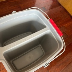 Brute Double Bucketの画像