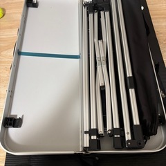 アウトドア調理台　未使用品の画像