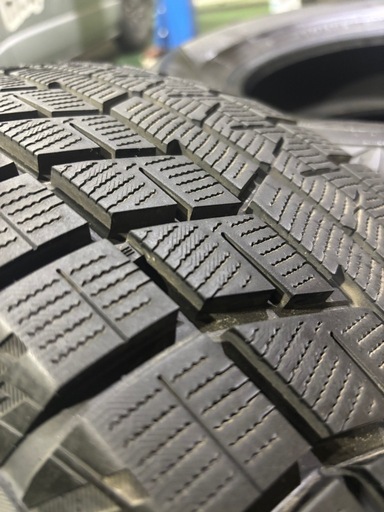 24年製ほぼ新品！ヨコハマiceGUARDiG60215/65R16
