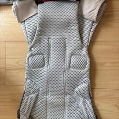 ベビービョルン　抱っこ紐　新生児OK
の画像