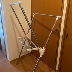 ニトリ　ワンタッチX型物干し　クリア146　物干しスタンドの画像