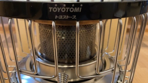 トヨトミ　石油ストーブ KR-47A ブラック2023年製