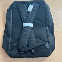 新品 umbro 小物 メンズ キッズ 黒 リュック 32L サッカー タグ付きの画像