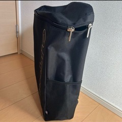 新品 umbro 小物 メンズ キッズ 黒 リュック 32L サッカー タグ付きの画像
