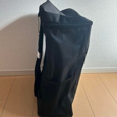 新品 umbro 小物 メンズ キッズ 黒 リュック 32L サッカー タグ付きの画像