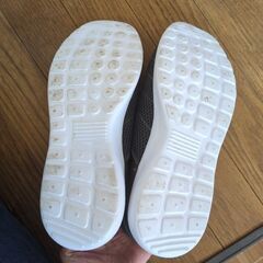 ◯メンズスニーカーシューズ25.5の画像