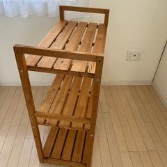 木製3段ラックの画像