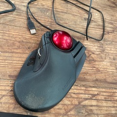 ゲーム用キーボードとマウスの画像