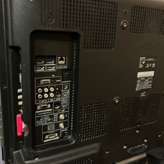 SHARP AQUOS 32型液晶テレビの画像