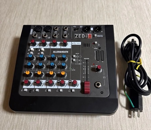ALLEN&HEATH ZEDi8 オーディオインターフェース搭載ミキサー