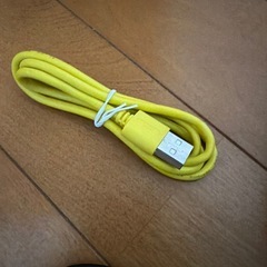 モバイルバッテリーとけーケーブルの画像