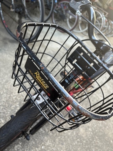 子供自転車 カーズ 18インチ (補助輪＆ヘルメット付)(取引中)