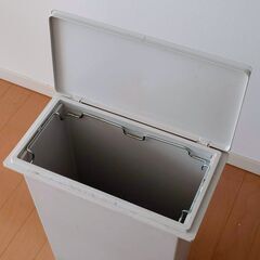 無印良品 ポリプロピレンフタ ダストボックス（30L袋用）清掃済みの画像