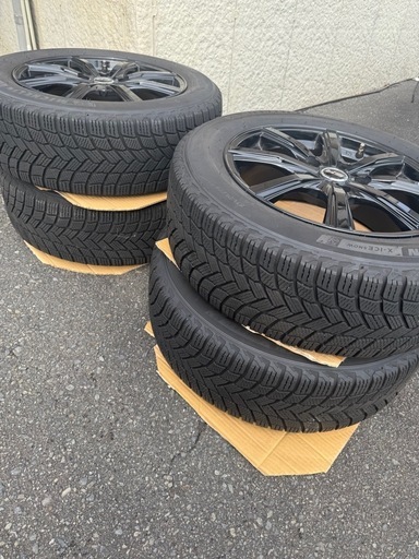 スタッドレス　ミシュランX-ICE  215/60/R17