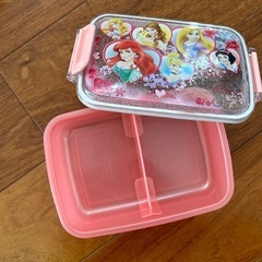お弁当箱2個セットの画像