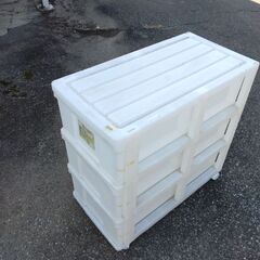 訳ありの3段収納ケースでもよければの画像