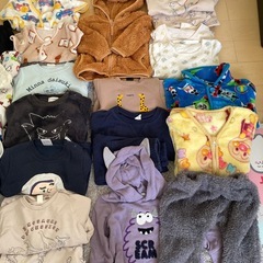【80〜90】ブランド品アンパンマンなど　子供　秋冬服50点まとめ売り　男の子の画像