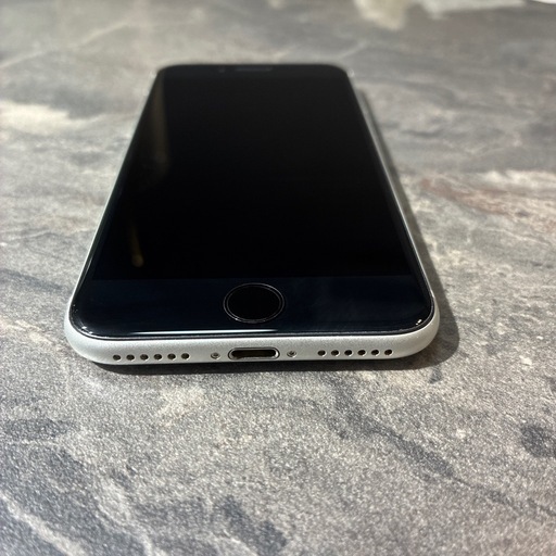 【美品】iPhoneSE2 64GB