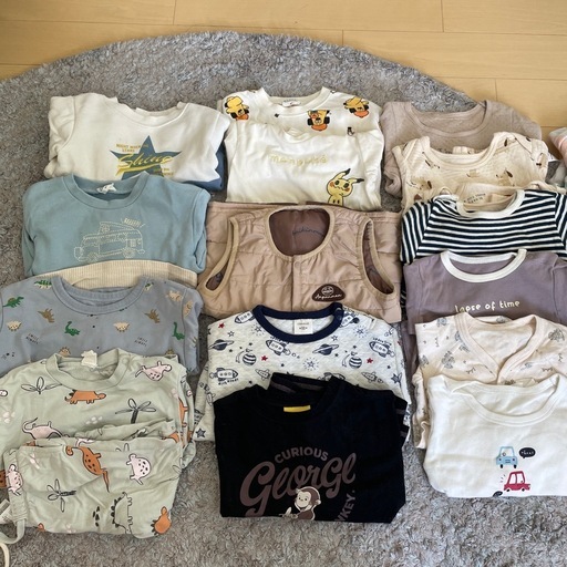 【80〜90】ブランド品アンパンマンなど　子供　秋冬服50点まとめ売り　男の子