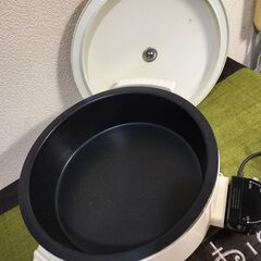電気グリル鍋　YAMAZEN　YGC-800　鍋24X24  深さ約7㎝の画像