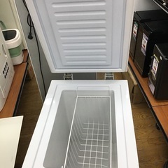 #J-40【ご来店頂ける方限定】三ツ星貿易の冷凍ストッカーですの画像
