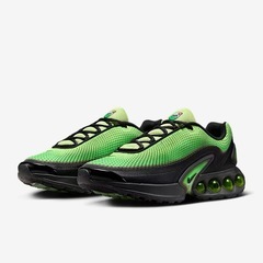 新品　NIKE AIR MAX DN AMDの画像