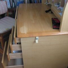 学習机（本棚つき）の画像