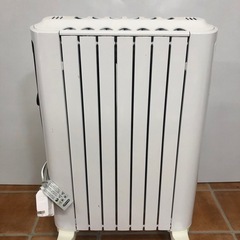 北海道旭川市直接取引歓迎 DeLonghi デロンギ オイルヒーター RHJ65L0712 8～10畳 24時間デジタルタイマーモデル ECO運転 通電動作確認済の画像