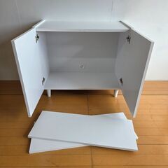 未使用訳あり 幅80 奥行39 高さ68.5 キャビネット 収納棚 リビング 収納 リビングボード ローボード 北欧 シンプル モダン 本棚 ホワイトの画像