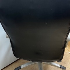 仕事小屋に　社長イスの画像