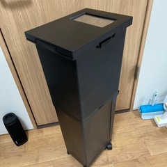 【ゴミ箱お譲りします】上下二段のスリムなたいふタイプの画像