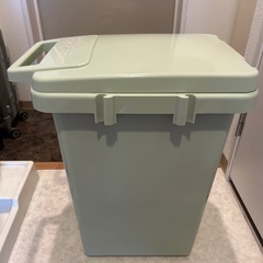 47Lゴミ箱の画像