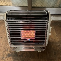 災害時の大きな味方 イワタニ カセットガスヒーター 中古 アウトドア キャンプ 暖房 ストーブ 福岡の画像