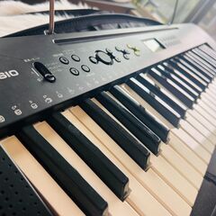 CASIOキーボード CTK-240（市販ケース付き）の画像