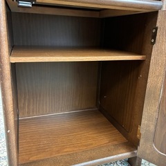 【引取大歓迎】カリモク】レトロチックな電話FAX台の画像