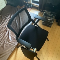 テーブル付き　チェアの画像