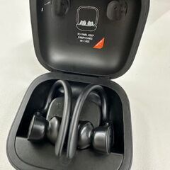 Beats ワイヤレスイヤホン ブラックの画像