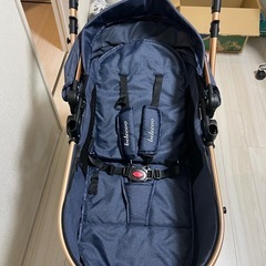 ネイビー ベビーカー 折りたたみ式 ハーネス付きの画像