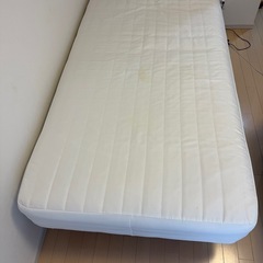 【至急】シングルベッド無償でお譲り/無印良品の画像