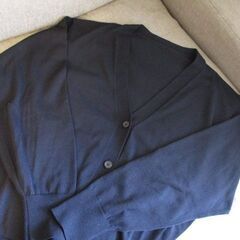 無印良品　ＵＶカットライトニットＶネックカーディガンL　黒　ほぼ新品　断捨離中！の画像