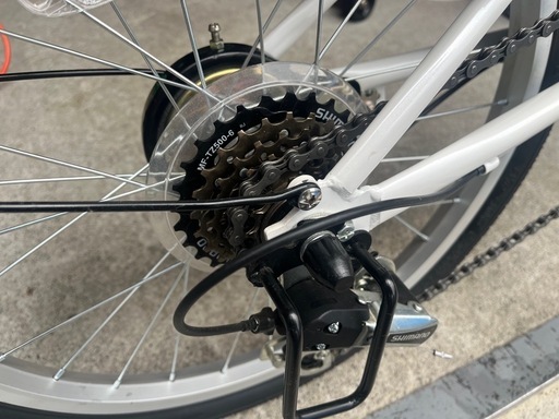 (DI) 20インチ AIJYU サイクル 折りたたみ 自転車 防犯登録解除済 THREE STONE 6段変速 カゴ•カギ付き サド