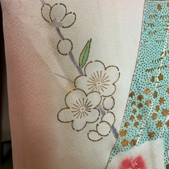 振袖　ピンク　ゴールド刺繍　汚れありの画像