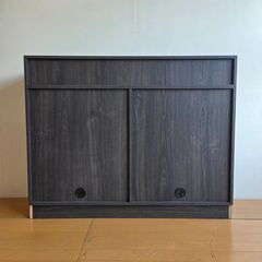 未使用訳あり 引出し 引戸 カウンター下収納キャビネット 幅110 A4ファイル収納 黒 ブラック 背面化粧仕上げ キッチン収納 引き戸の画像
