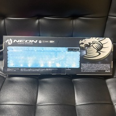 ネオン ゲーミングキーボード ブルーLEDの画像