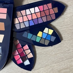 sephora 多色アイシャドウパレットの画像