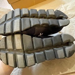 取引先決定27.5 onスニーカー　ネイビーの画像